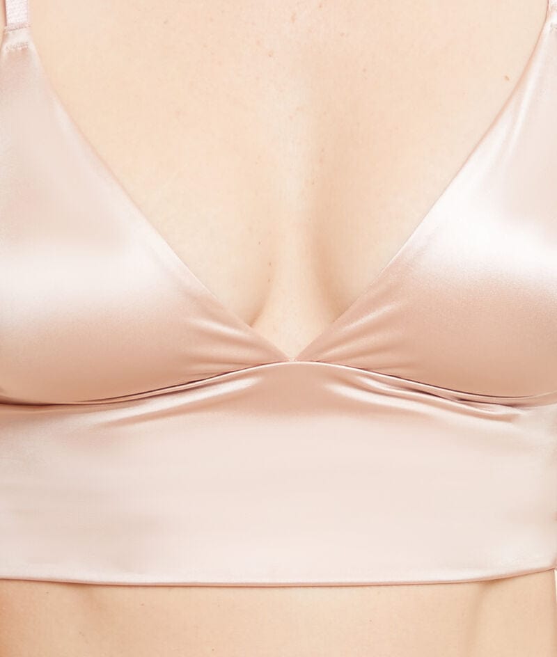 Ikdienas trīsstūra krūšturis