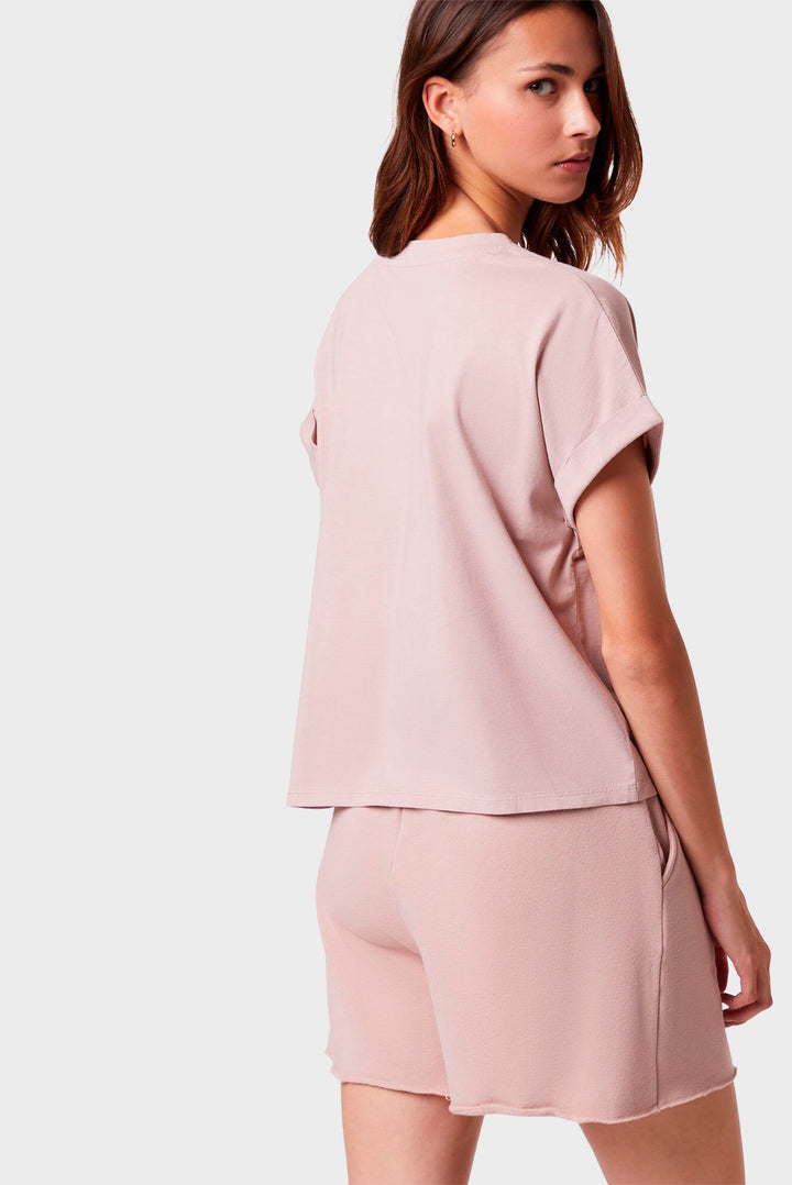 Klasisks kokvilnas naktskrekls