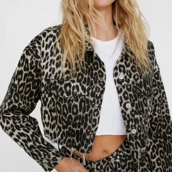 Animal Printed Cropped Denim Jacket