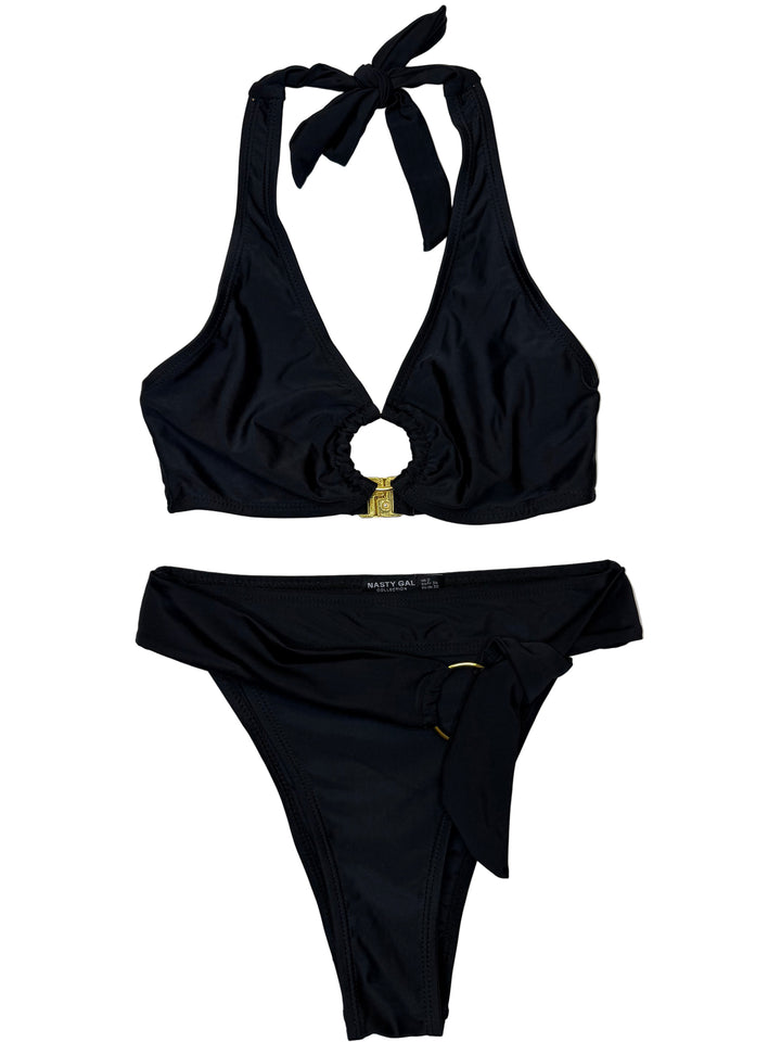 Melns viendaļīgs peldkostīms