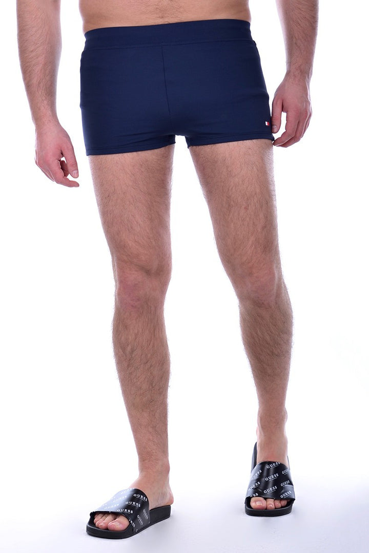 Tommy Hilfiger peldbikses