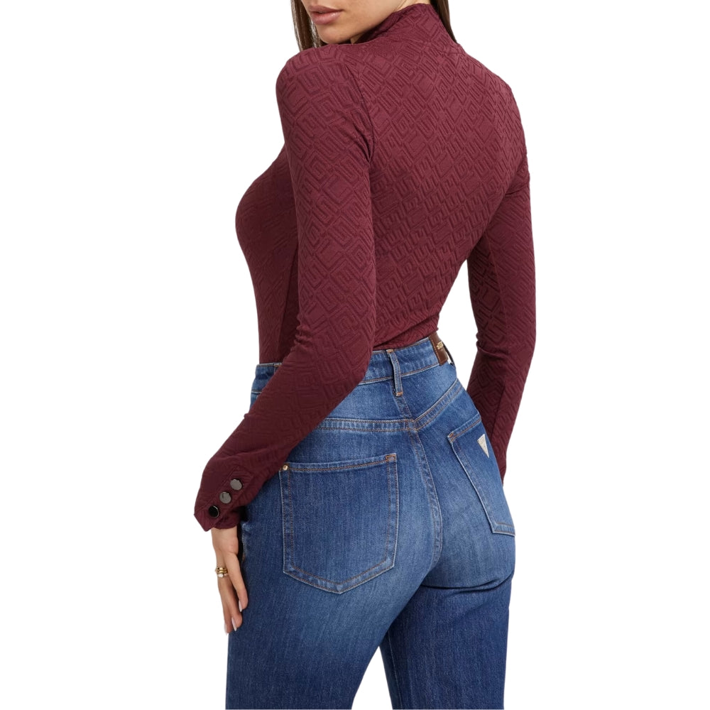 Burgundijas krāsas adīts tops ar logotipu