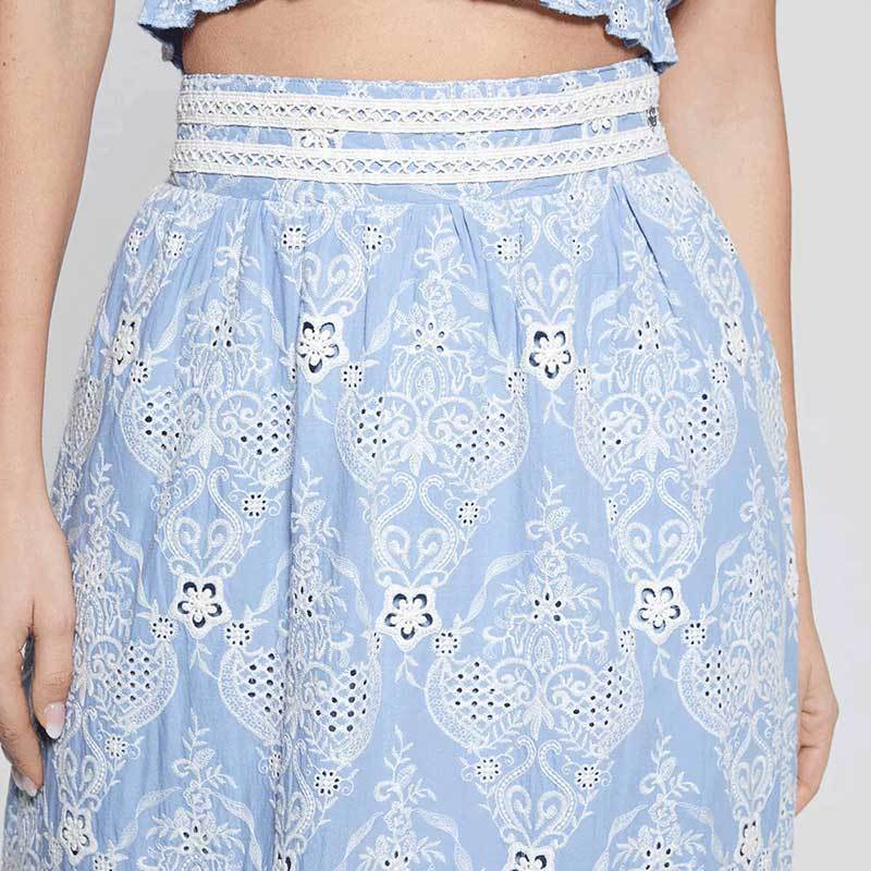 Izšūti maksi svārki