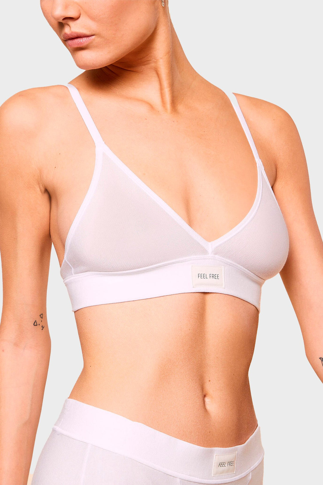 Atbalstošs ikdienas krūšturis