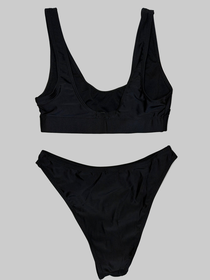 Divdaļīgs bikini komplekts