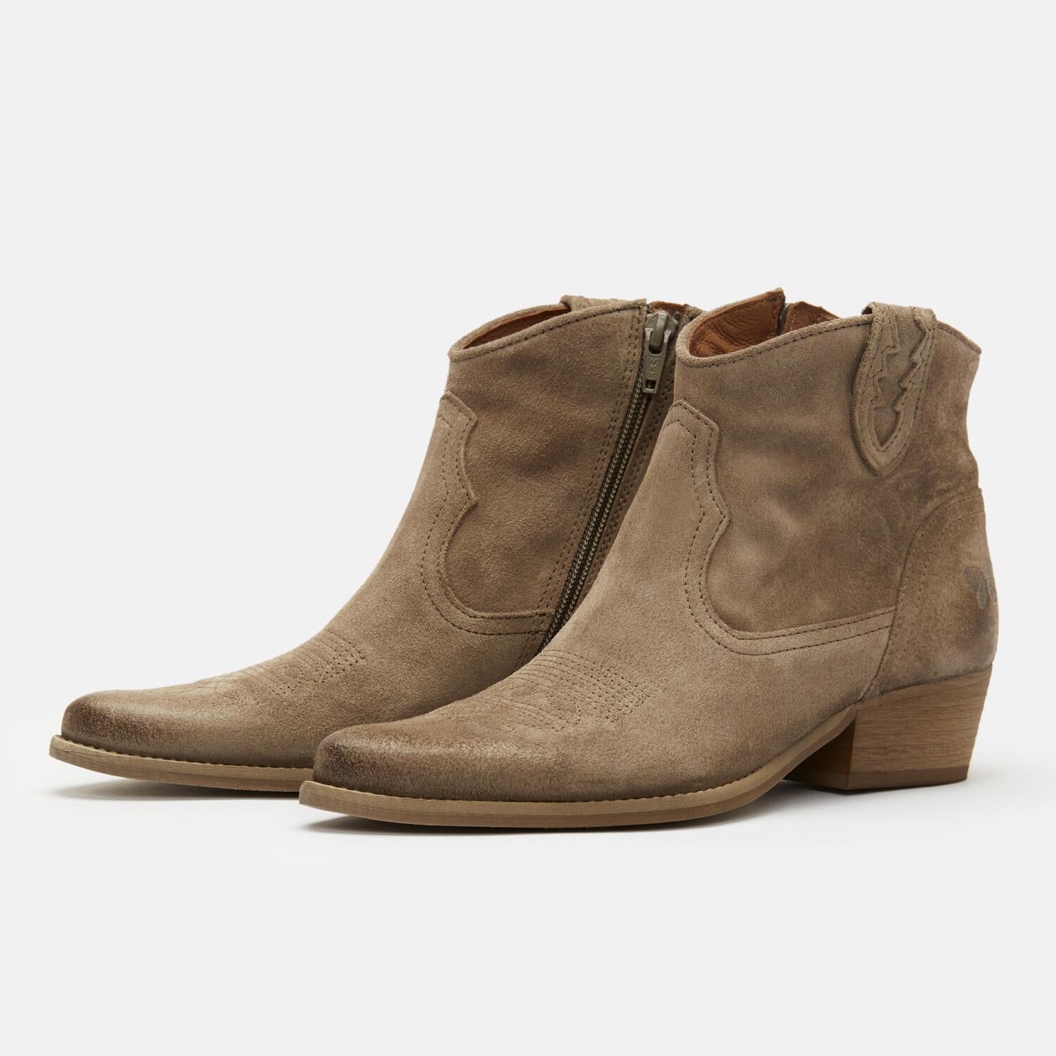 Women Boot - Brown